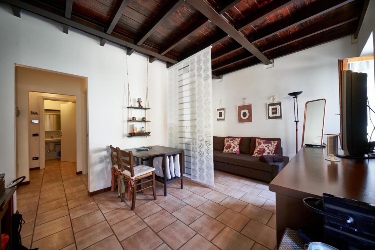 Porto Valentino 2 Apartment Сирмионе Екстериор снимка