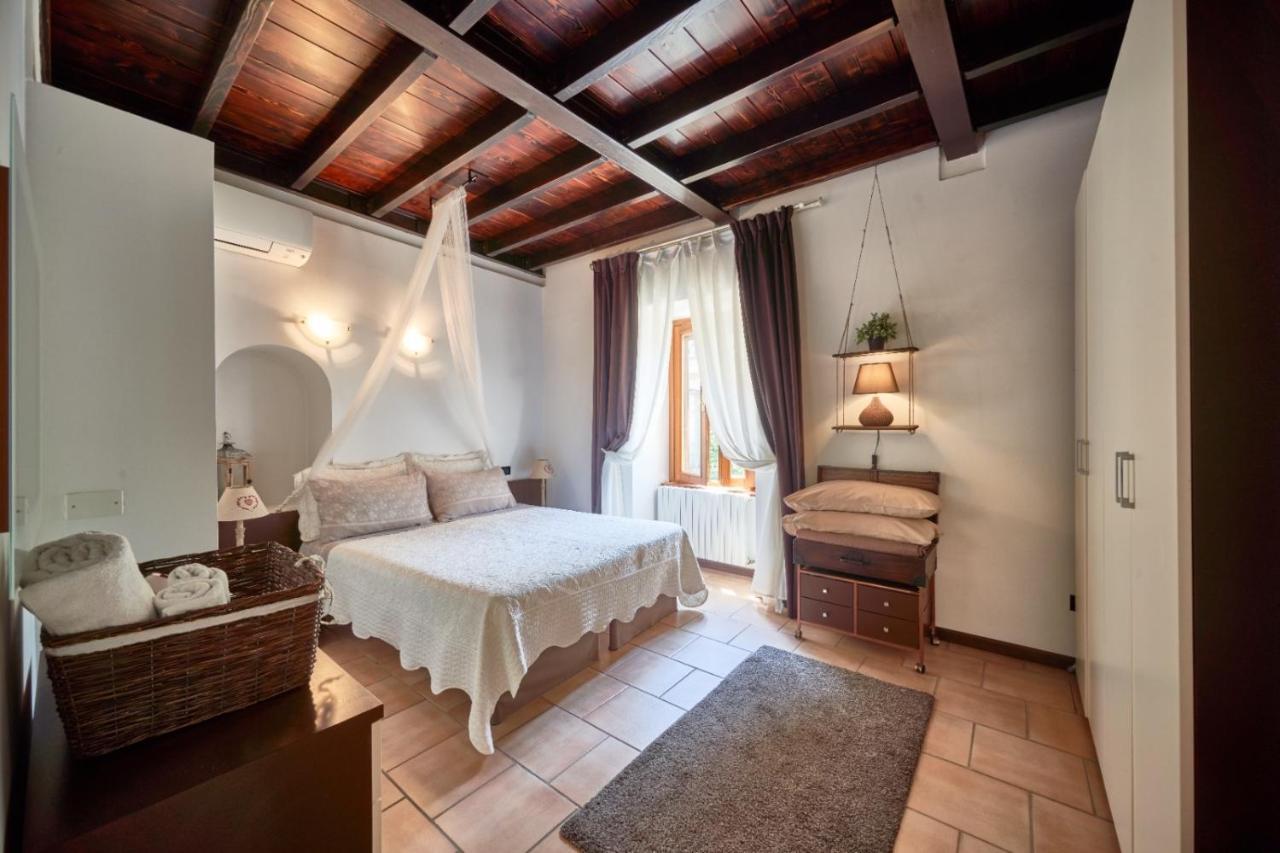Porto Valentino 2 Apartment Сирмионе Екстериор снимка