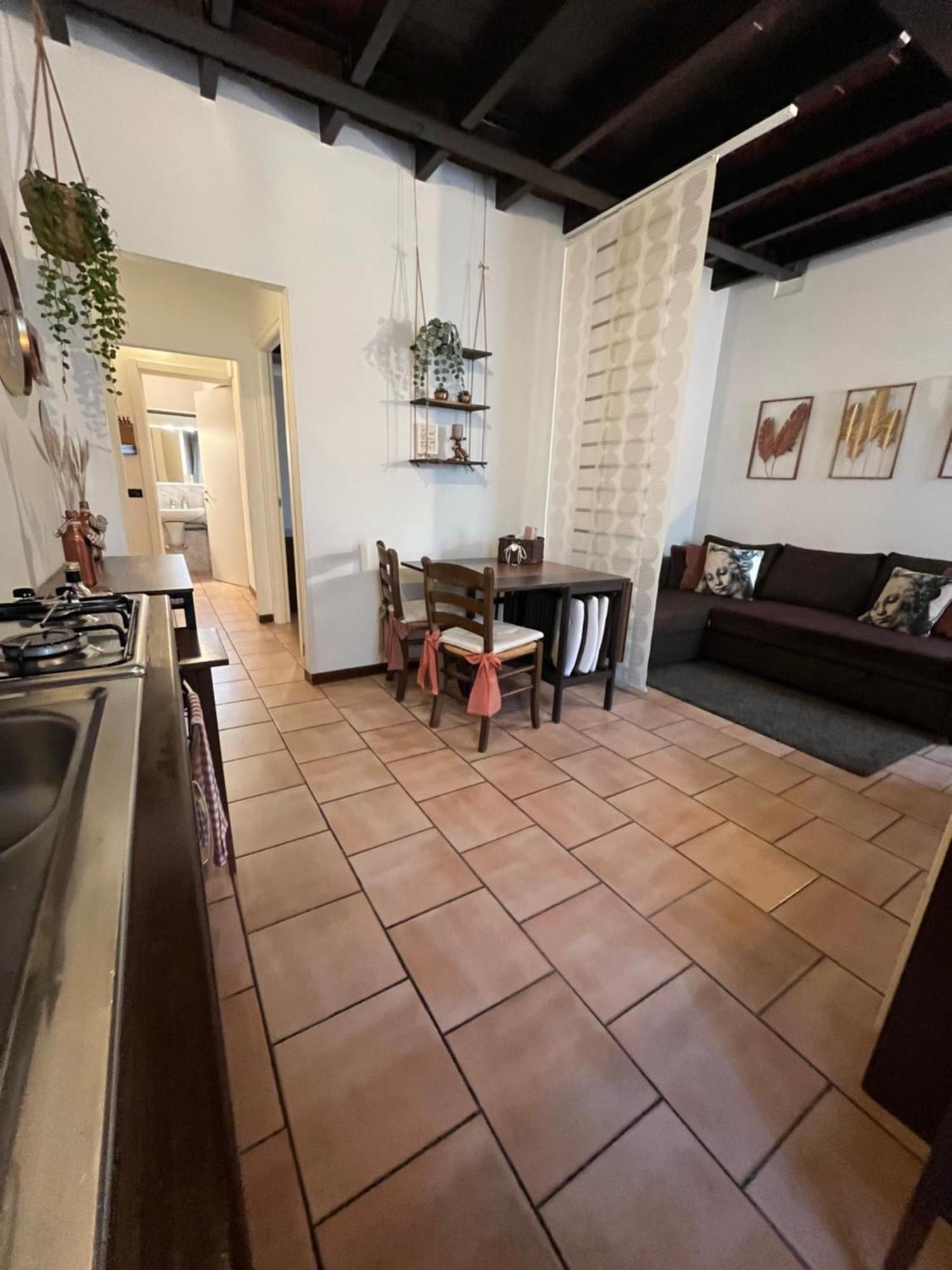 Porto Valentino 2 Apartment Сирмионе Екстериор снимка